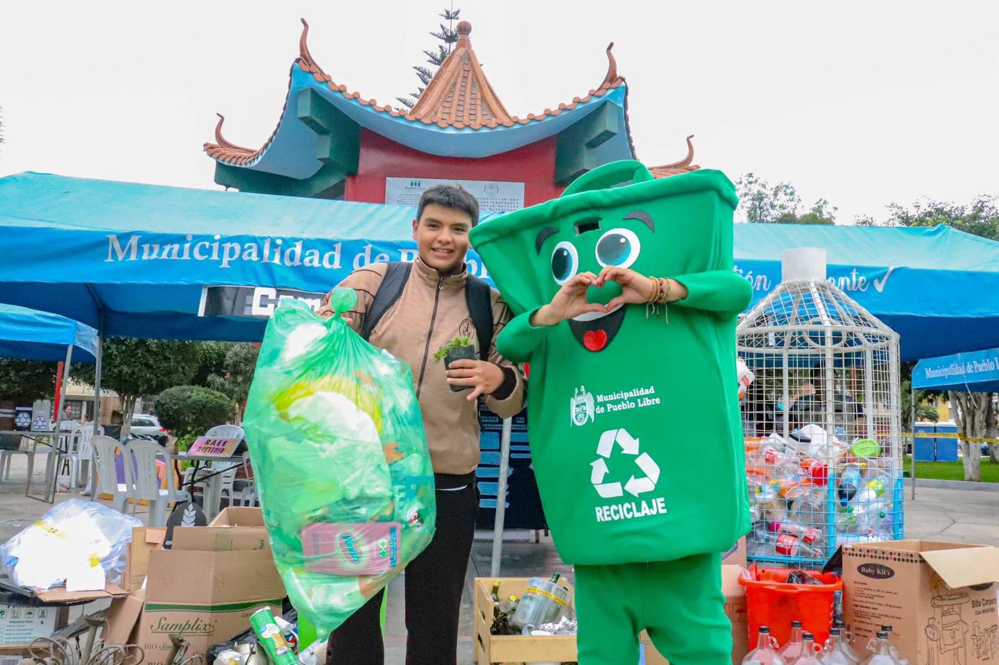 753820b3-b698-4ec2-a022-b2239d2b0d21